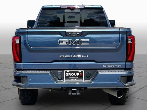 Used 2025 GMC Sierra 2500 Denali Ultimate AWD/4WD image 5
