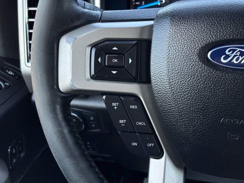 Used 2017 Ford F250 Lariat w/ Lariat Value Package AWD/4WD image 37