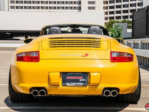 Used 2006 Porsche 911 Carrera S image 17
