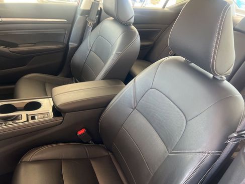 Certified 2022 Nissan Altima 2.5 SL image 5