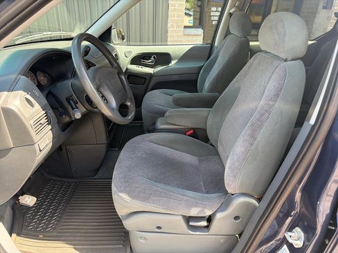 Used 2001 Nissan Quest SE FWD image 14