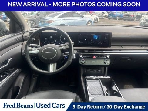 Used 2025 Hyundai Tucson Limited AWD/4WD image 9