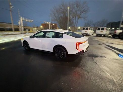 Used 2025 Kia K4 GT-Line Turbo image 6