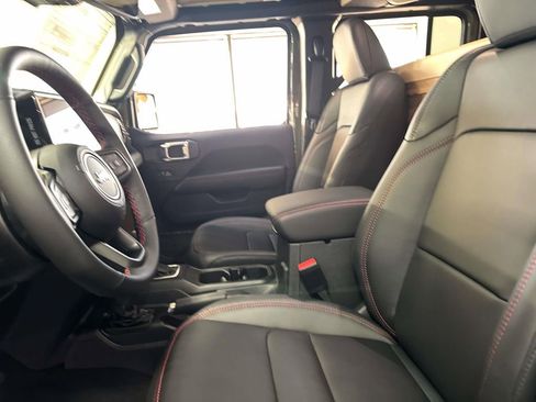 New 2026 Jeep Wrangler Unlimited Rubicon 392 w/ Quick Order Package 27X Moab AWD/4WD image 13