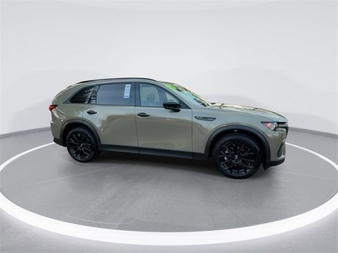 Certified 2025 MAZDA CX-70 3.3 Turbo w/ Premium Plus Pkg image 9