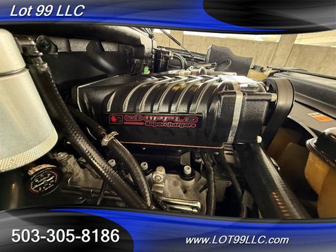 Used 2001 Ford F150 Lightning image 2