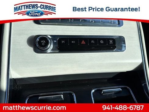 Used 2025 Lincoln Aviator Reserve w/ Equipment Group 201A image 21
