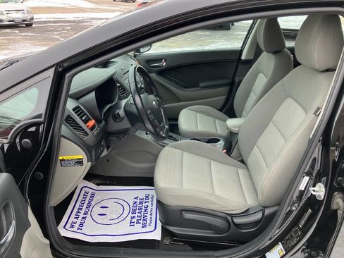 Used 2015 Kia Forte EX image 10