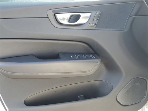 Used 2023 Volvo XC60 T8 Core w/ Climate Package image 17