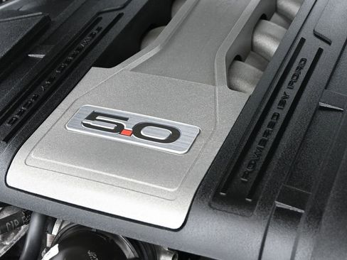 Used 2018 Ford Mustang GT Premium w/ Equipment Group 401A image 11