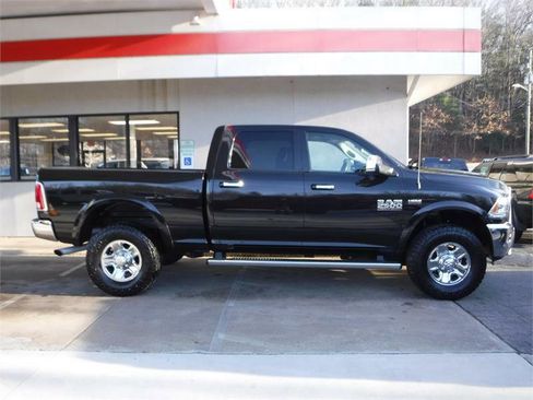 Used 2018 RAM 2500 Laramie w/ Convenience Group image 2
