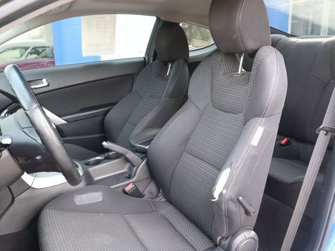 Used 2010 Hyundai Genesis 2.0T Premium image 8