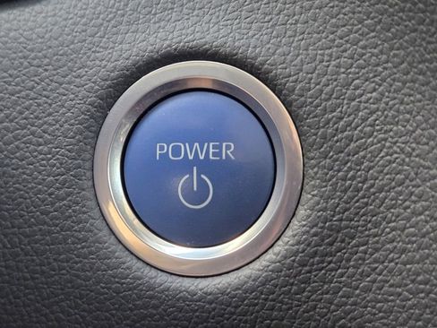 Used 2023 Toyota Tundra Limited w/ Power Package image 26