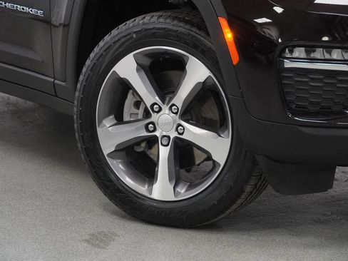 Certified 2022 Jeep Grand Cherokee Limited 4xe image 6