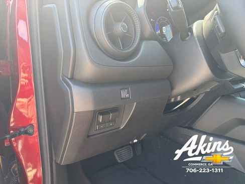 New 2026 Chevrolet Colorado Trail Boss AWD/4WD image 13