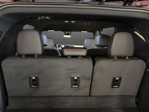 Used 2026 Chevrolet Traverse RS image 31