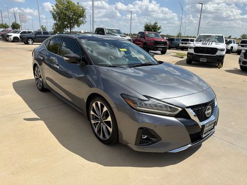 Used 2023 Nissan Maxima Platinum w/ Sport Mat Group FWD image 7