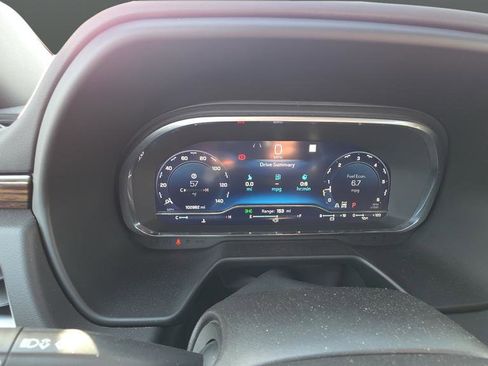 Used 2022 Chevrolet Tahoe High Country AWD/4WD image 39
