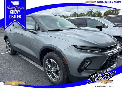 Used 2024 Chevrolet Blazer LT w/ Convenience Package FWD image 1
