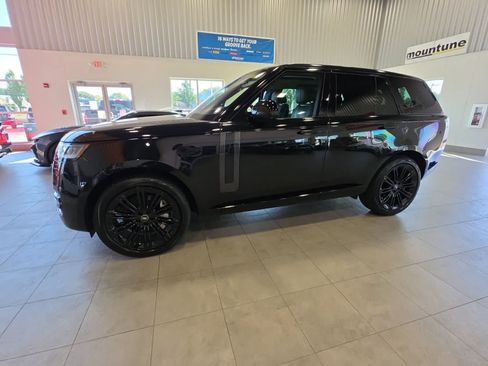Used 2023 Land Rover Range Rover SE AWD/4WD image 19
