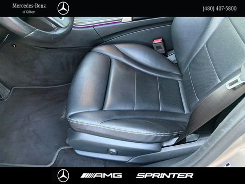 Used 2019 Mercedes-Benz C 300 Sedan image 14