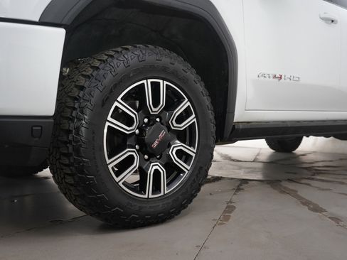 Used 2023 GMC Sierra 2500 AT4 w/ AT4 Premium Plus Package image 27