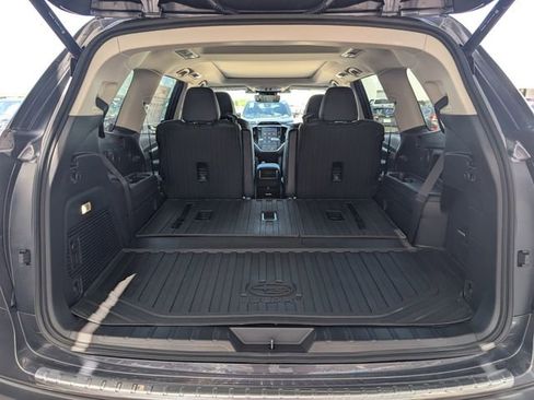 New 2026 Subaru Ascent Limited AWD/4WD image 21
