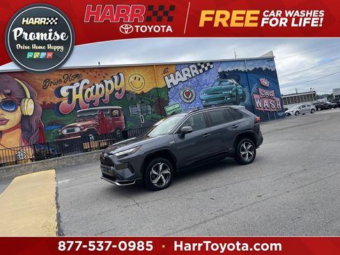 Used 2022 Toyota RAV4 SE AWD/4WD image 1