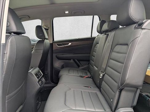 New 2026 Volkswagen Atlas SEL AWD/4WD image 17