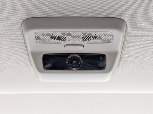 Certified 2025 Kia Carnival SX Prestige FWD image 24