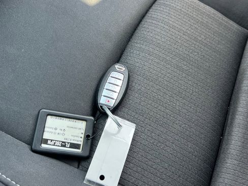 Used 2024 Nissan Altima 2.5 SV image 30