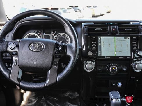 Used 2024 Toyota 4Runner TRD Off-Road Premium image 2