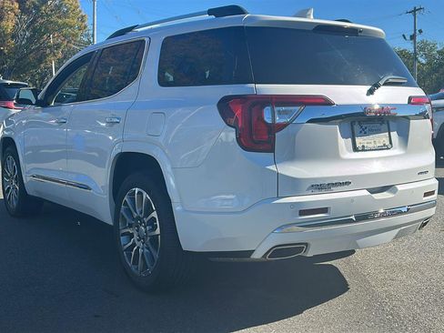 Certified 2022 GMC Acadia Denali w/ Denali Ultimate Package image 5