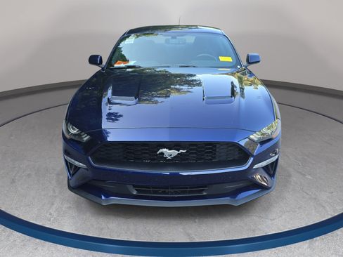 Used 2020 Ford Mustang Coupe w/ Equipment Group 101A RWD image 2