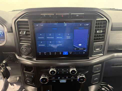 Used 2024 Ford F150 XLT w/ XLT Black Appearance Package AWD/4WD image 20