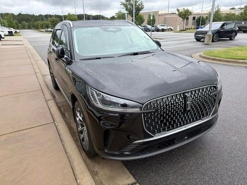 Used 2026 Lincoln Aviator Reserve AWD/4WD image 21