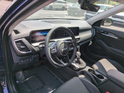 New 2026 Kia Seltos EX AWD/4WD image 19