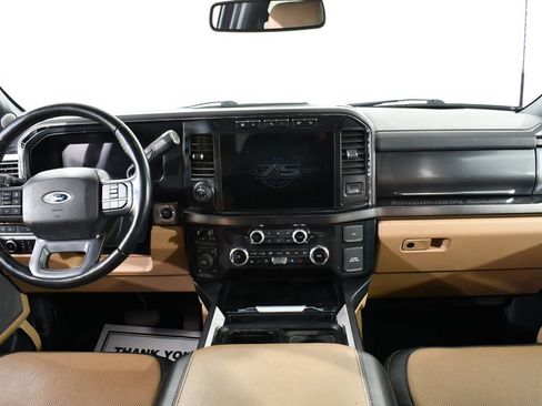 Used 2023 Ford F350 Lariat w/ Lariat Ultimate Package AWD/4WD image 7
