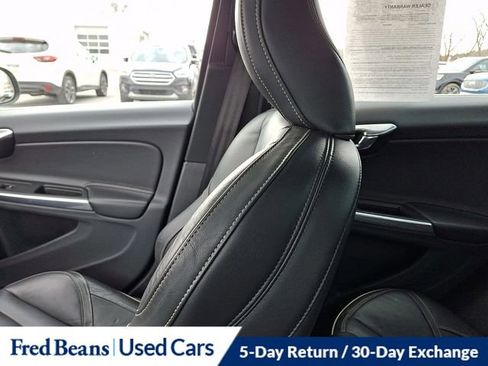 Used 2016 Volvo S60 T6 R-Design Platinum image 18