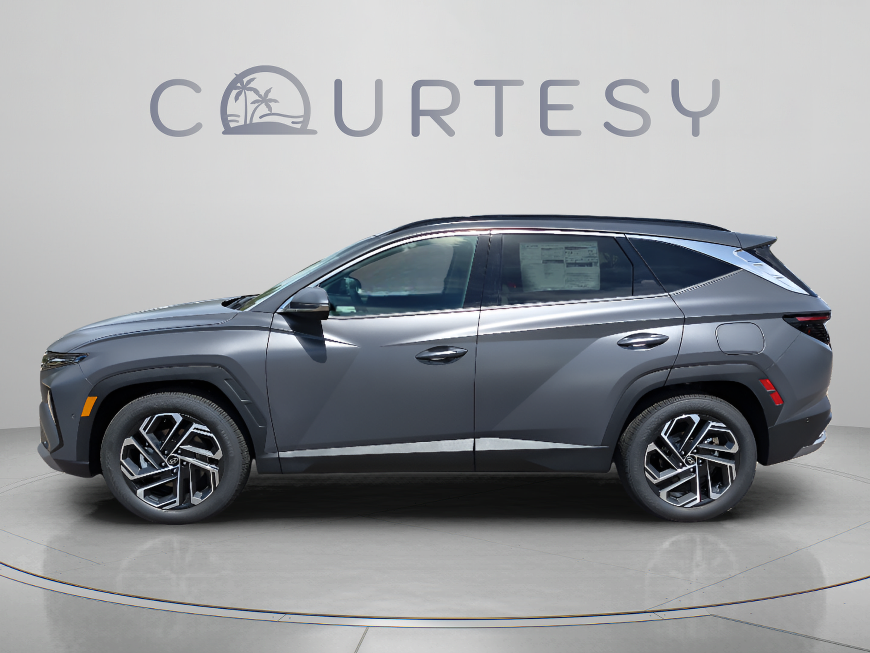 New 2026 Hyundai Tucson Limited FWD image 2
