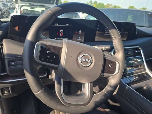 Certified 2025 Nissan Armada SL w/ Captain's Chari Seat Package AWD/4WD image 4