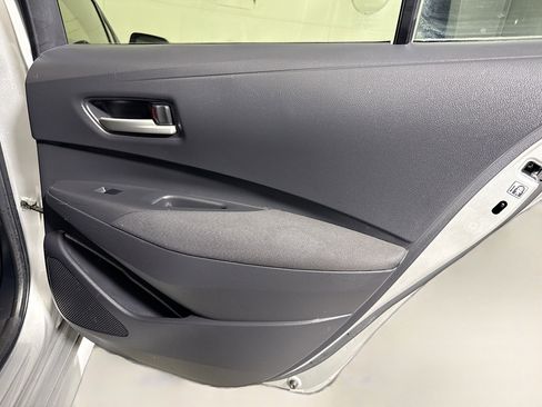 Used 2020 Toyota Corolla LE image 27