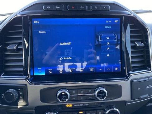 Used 2022 Ford F350 Lariat w/ Black Appearance Package AWD/4WD image 16