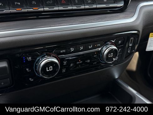 New 2026 GMC Sierra 1500 SLT AWD/4WD image 16