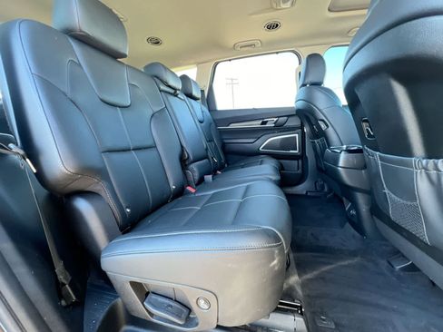 Used 2020 Kia Telluride EX image 20