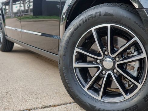 Used 2019 Dodge Grand Caravan GT FWD image 9
