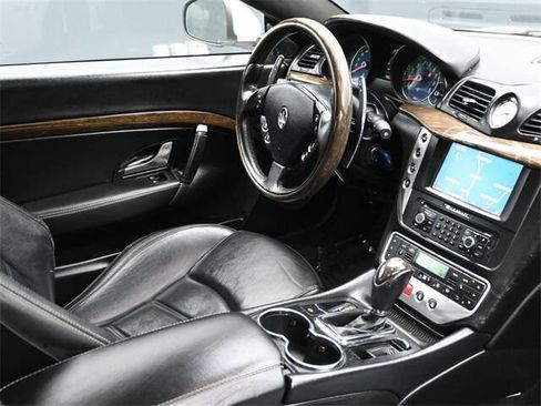 Used 2016 Maserati GranTurismo Sport image 14