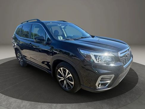 Used 2019 Subaru Forester Limited AWD/4WD image 3