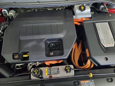 Used 2013 Chevrolet Volt Premium w/ Premium Trim Package FWD image 4