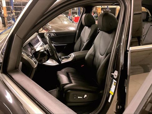 Used 2021 BMW X5 sDrive40i w/ Premium Package 2 image 7